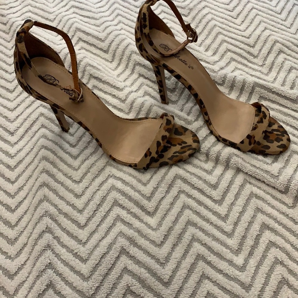 Animal print heel